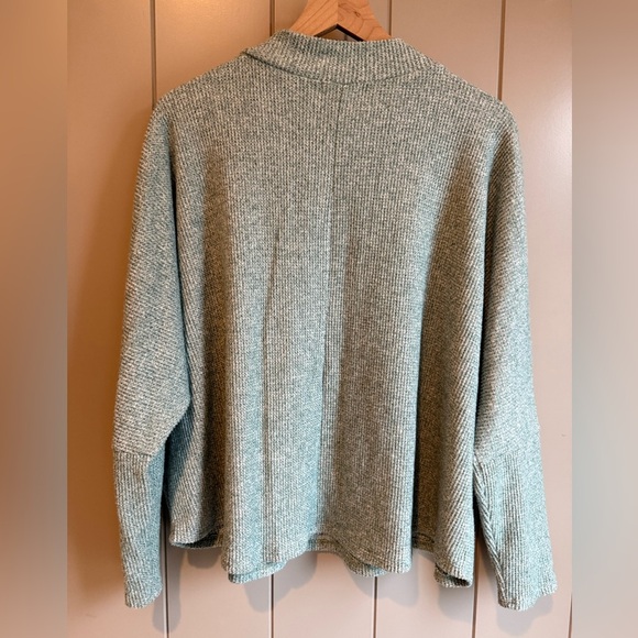 Cherish Sweater Mock Neck Bat Wing Sleeve Medium - Picture 2 of 8